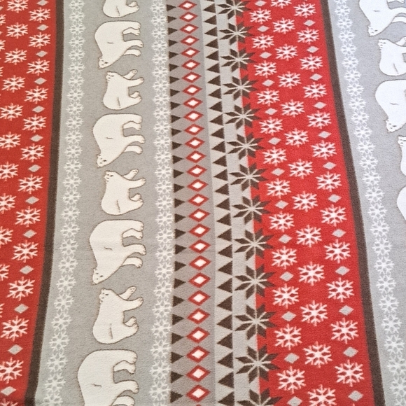 Fleece Blanket/Throw In A Winter Pattern Size 48"×60" - Picture 1 of 6